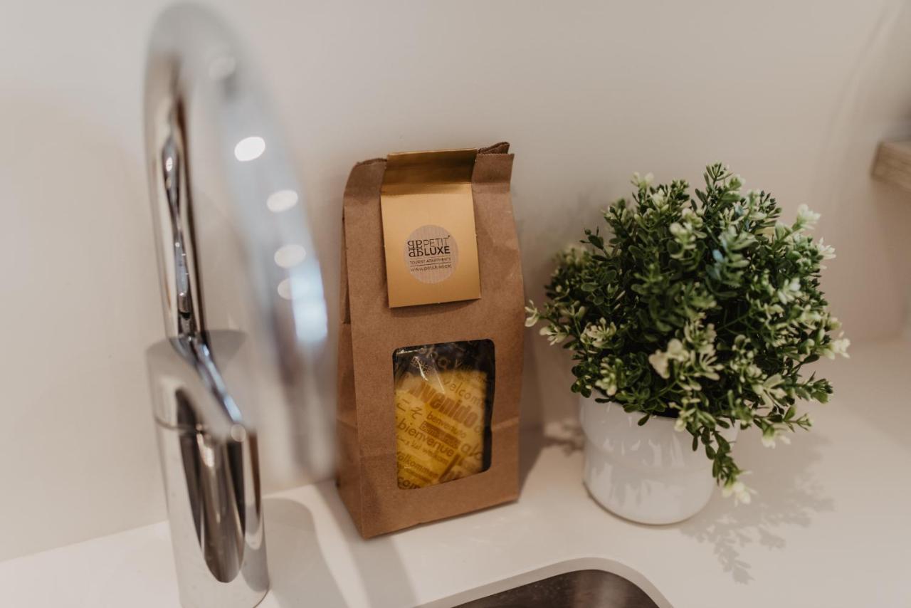 Petit Luxe Volta Apartaments Terrassa Ngoại thất bức ảnh